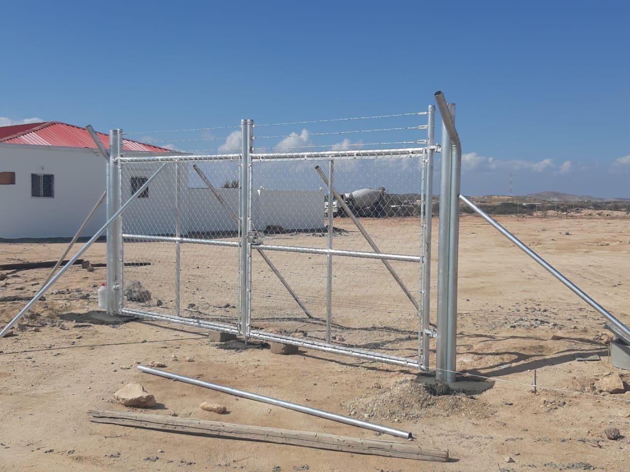 شبوك البيوت والفلل وشبوك الطرقات وعمل شبوكات الاستراحات