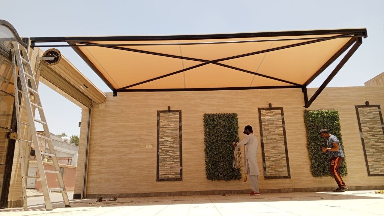 مظلات مدارس في الخرج توفر حماية مثالية للطلاب في الساحات المدرسية.